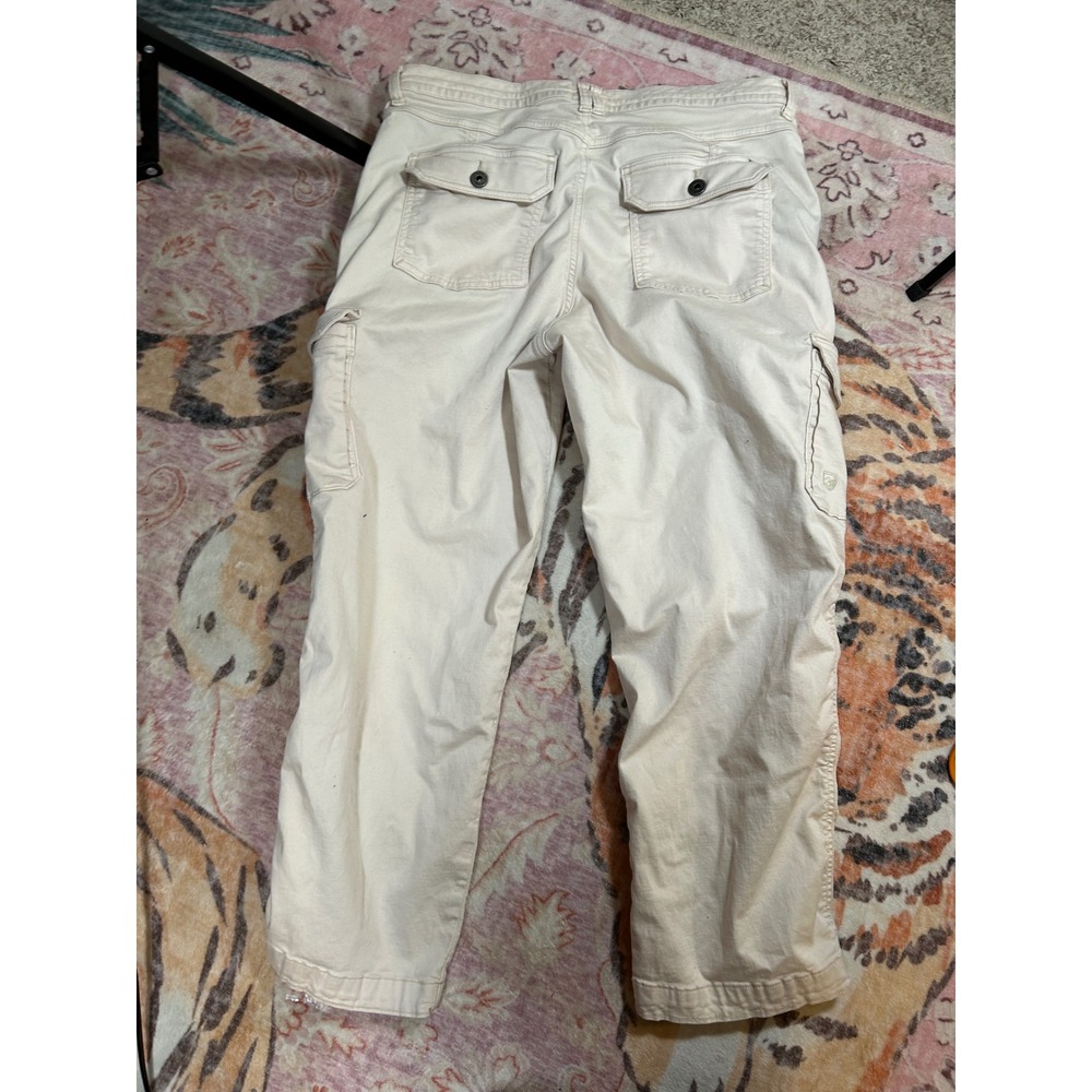 KUHL Womens 14 Crop Cargo Pants Cream Tan Straight Leg Utility Hiking Tactical - Picture 2 of 9